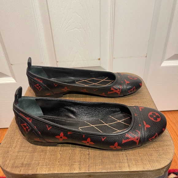 LOUIS VUITTON BLACK RED MONOGRAM REVIVAL BALLERINA FLAT SHOES 36.5 - Picture 7 of 12